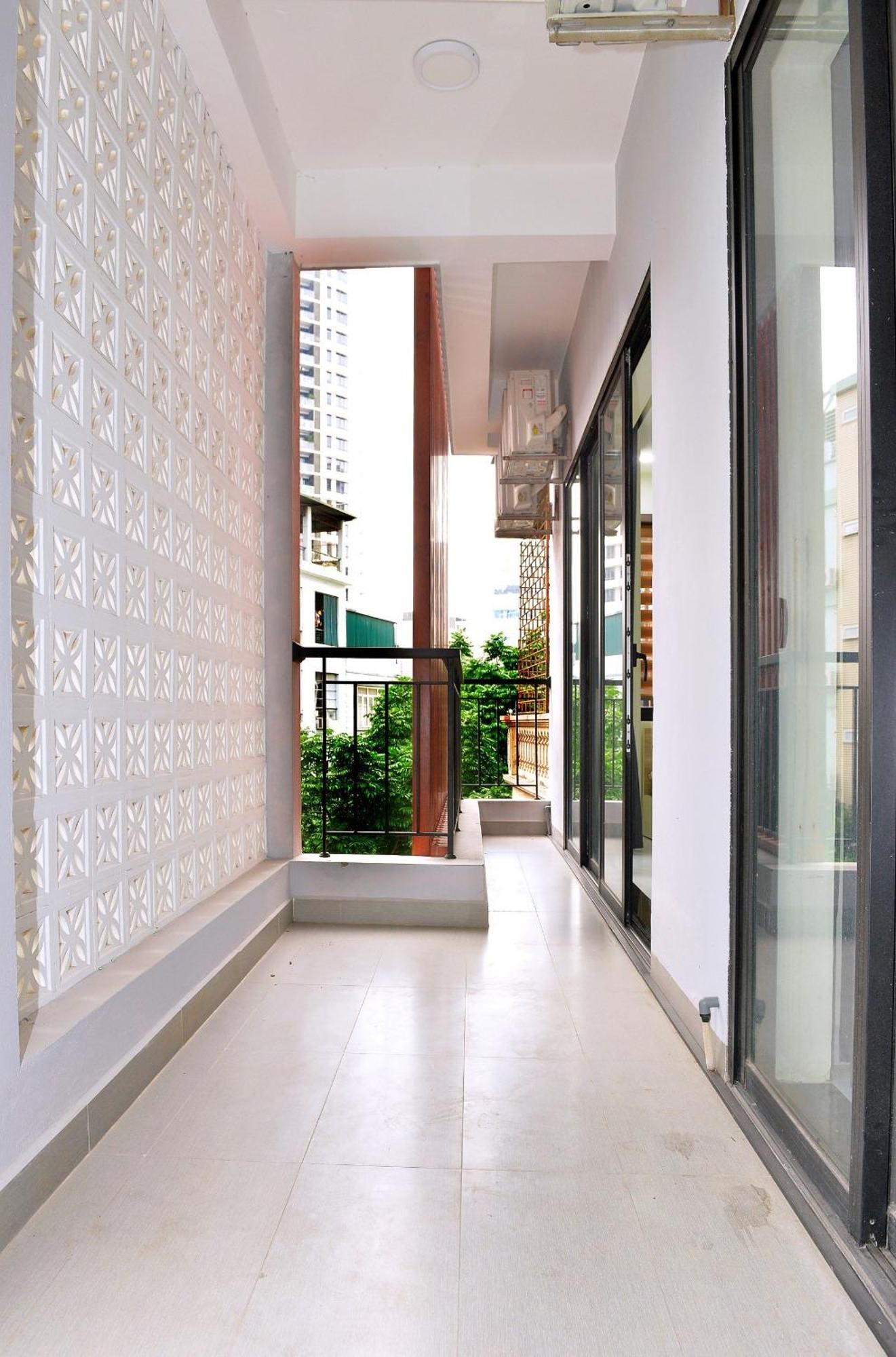 Era Apartment Xuan Thuy Hanoi Exteriör bild