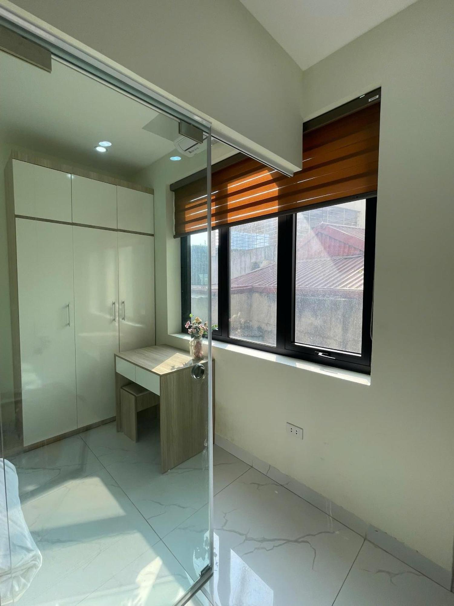 Era Apartment Xuan Thuy Hanoi Exteriör bild