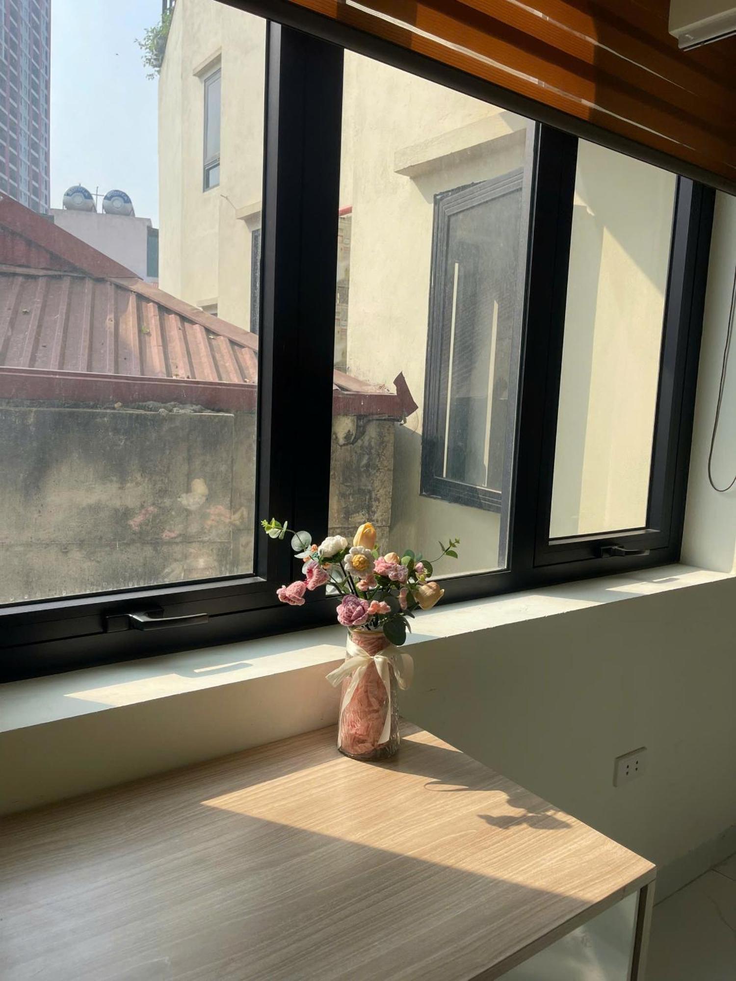 Era Apartment Xuan Thuy Hanoi Exteriör bild