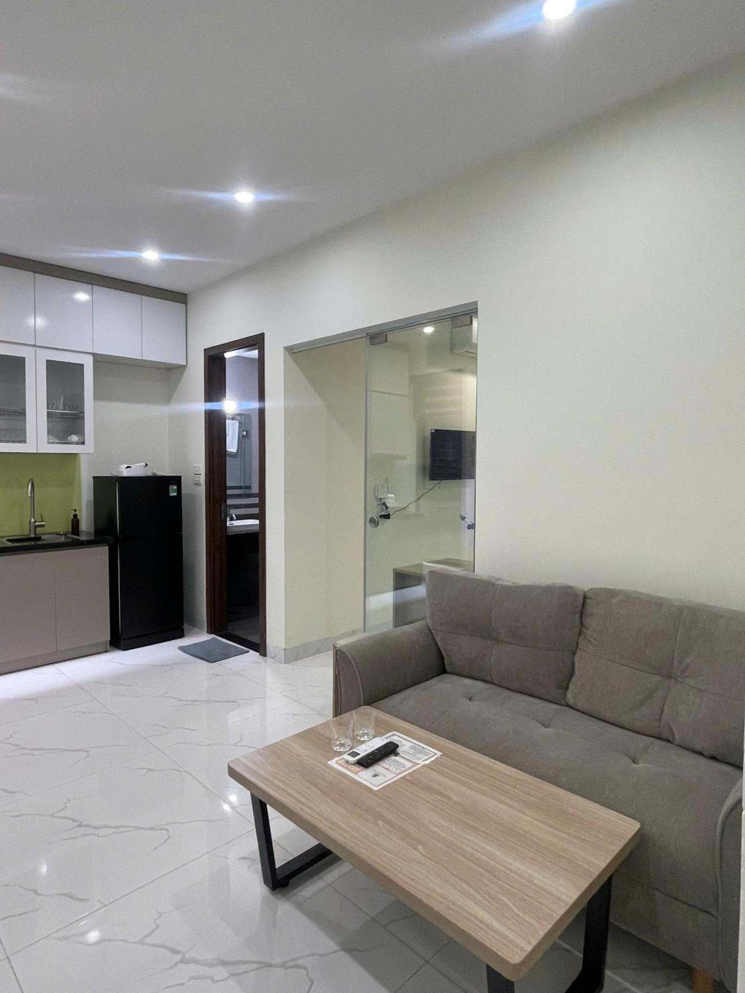 Era Apartment Xuan Thuy Hanoi Exteriör bild