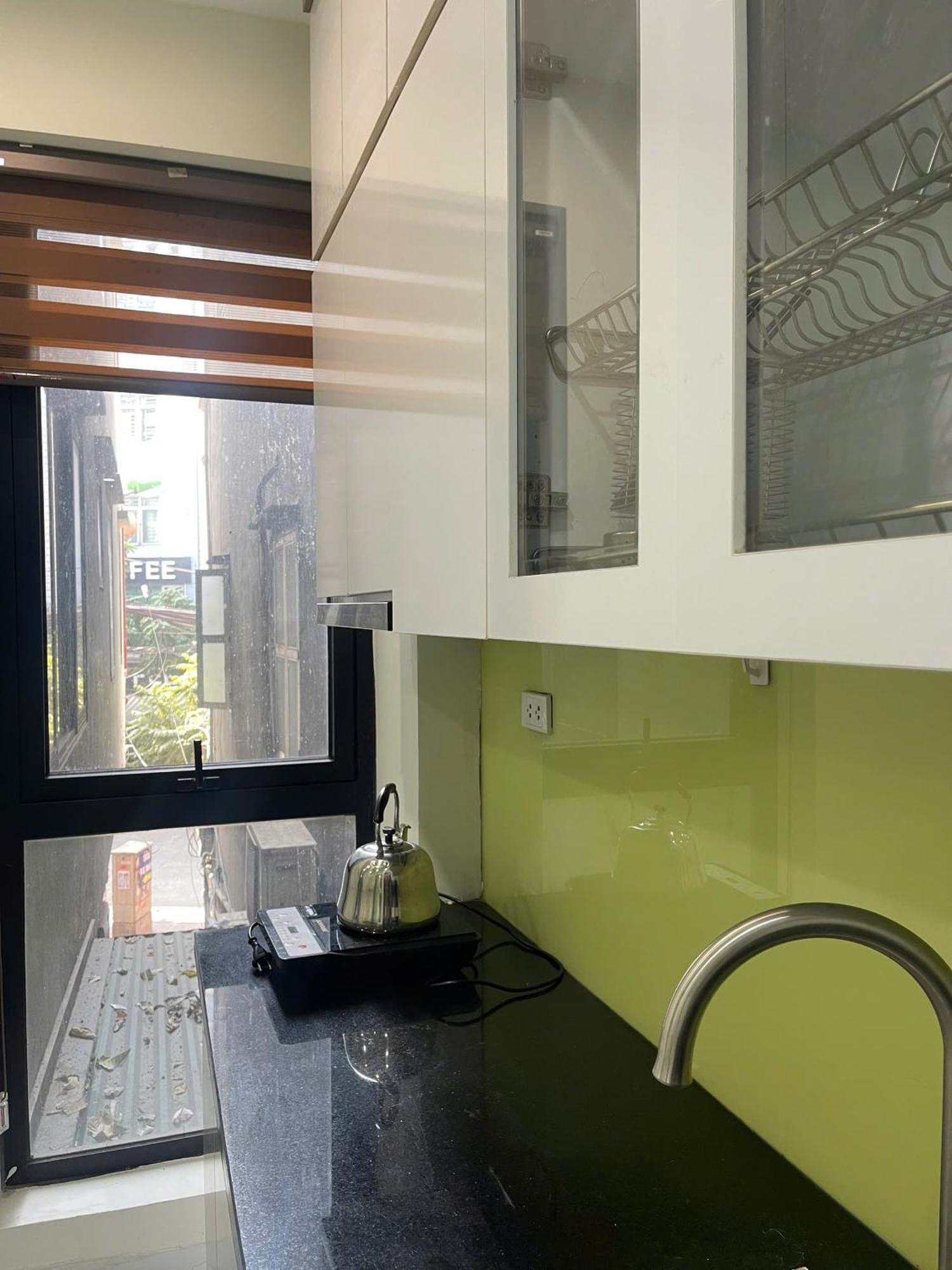 Era Apartment Xuan Thuy Hanoi Exteriör bild