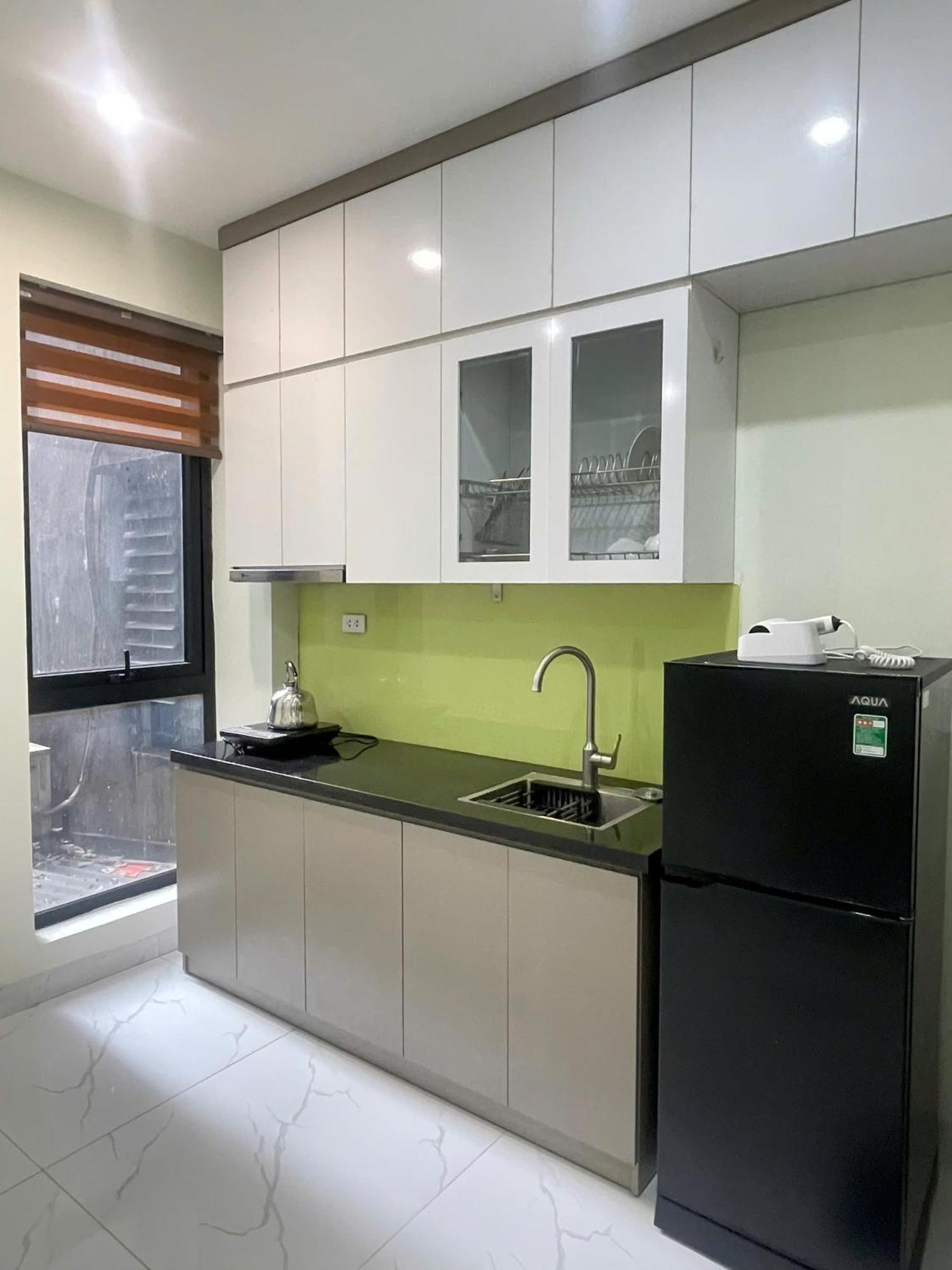 Era Apartment Xuan Thuy Hanoi Exteriör bild
